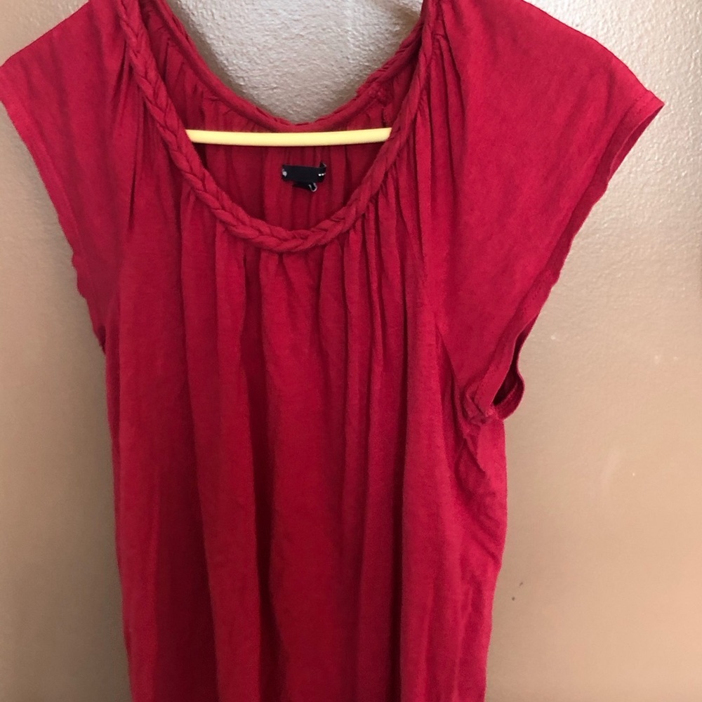 Short sleeve top